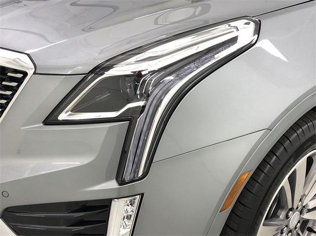 new 2025 Cadillac XT5 car, priced at $59,960