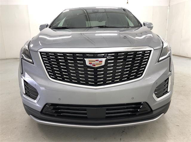 new 2025 Cadillac XT5 car, priced at $59,385