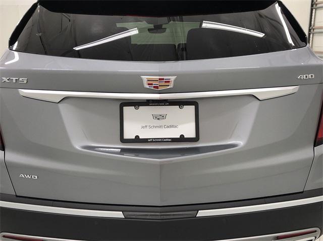 new 2025 Cadillac XT5 car, priced at $59,385