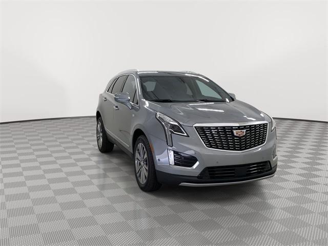 new 2025 Cadillac XT5 car, priced at $59,385