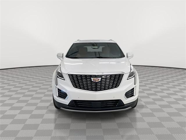 new 2025 Cadillac XT5 car, priced at $59,110