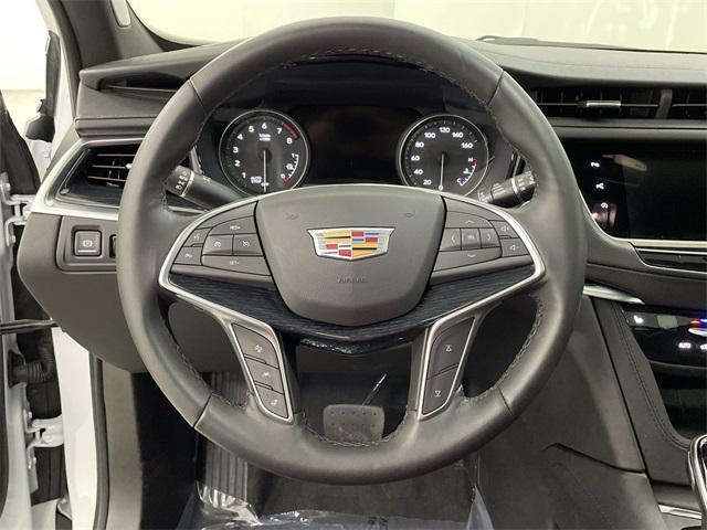 used 2025 Cadillac XT5 car, priced at $51,650