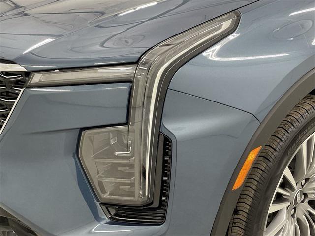 new 2025 Cadillac XT4 car, priced at $50,070