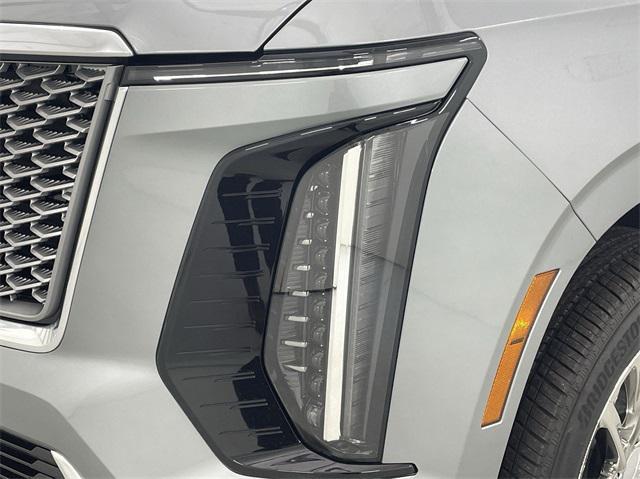 new 2025 Cadillac Escalade car, priced at $109,990