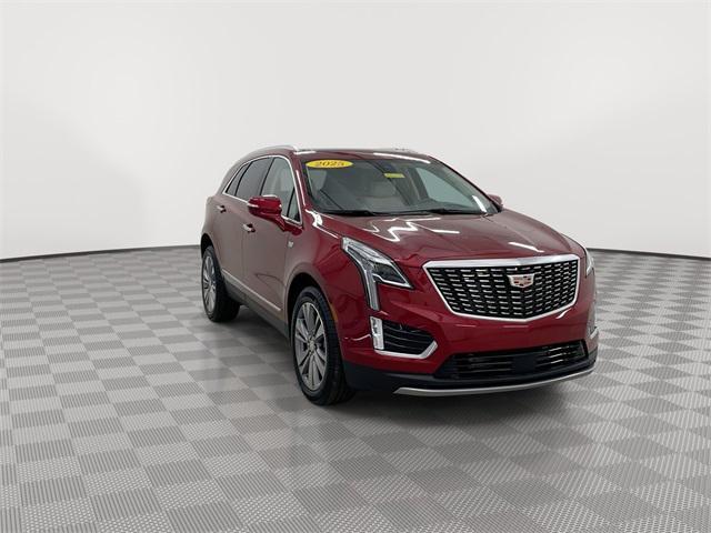 used 2025 Cadillac XT5 car, priced at $55,895