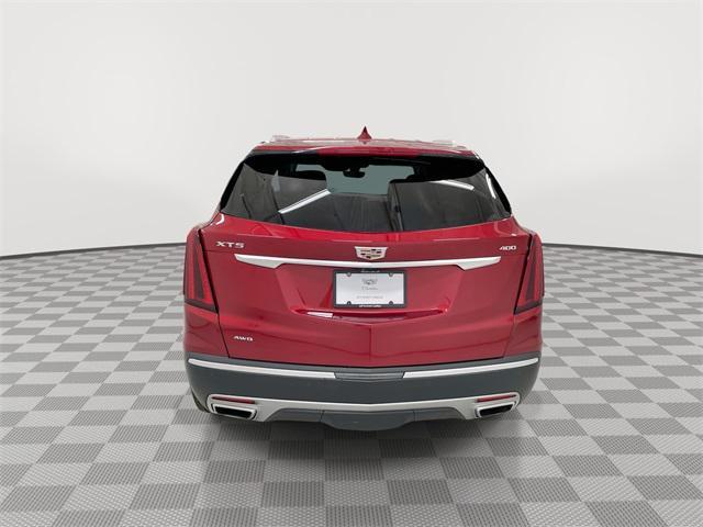 used 2025 Cadillac XT5 car, priced at $55,895