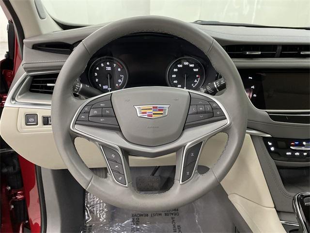 used 2025 Cadillac XT5 car, priced at $55,895