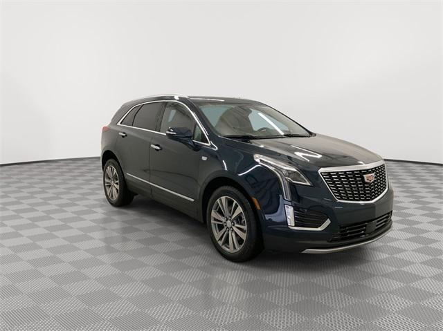 new 2025 Cadillac XT5 car, priced at $62,030