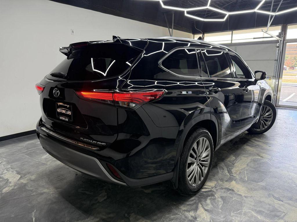 used 2022 Toyota Highlander car, priced at $43,900
