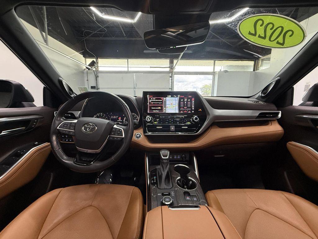 used 2022 Toyota Highlander car, priced at $43,900