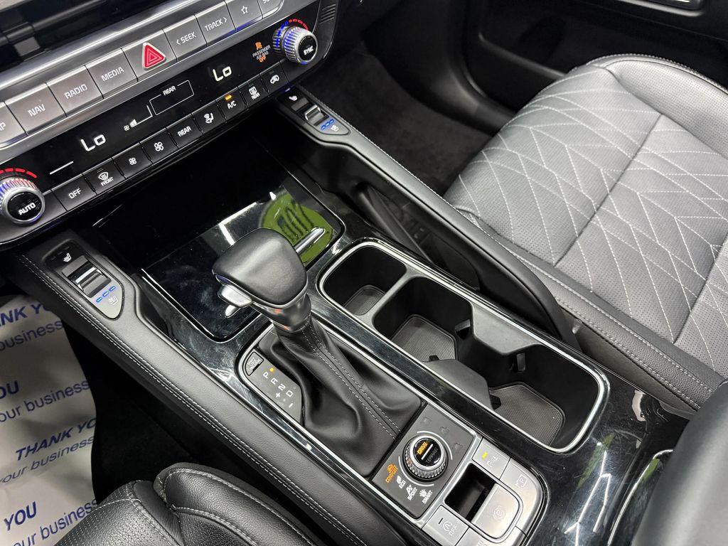 used 2024 Kia Telluride car, priced at $43,900