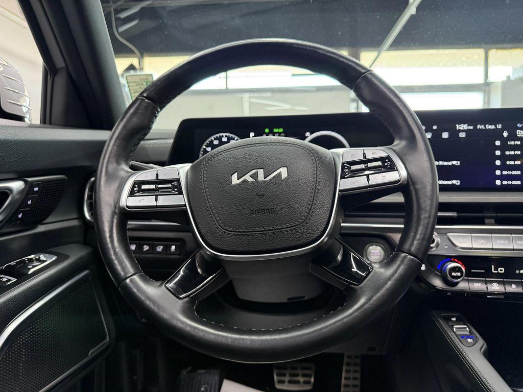 used 2024 Kia Telluride car, priced at $43,900