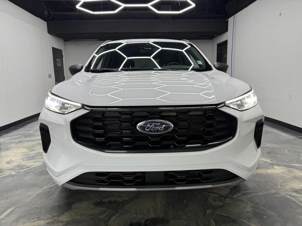 used 2023 Ford Escape car, priced at $24,900