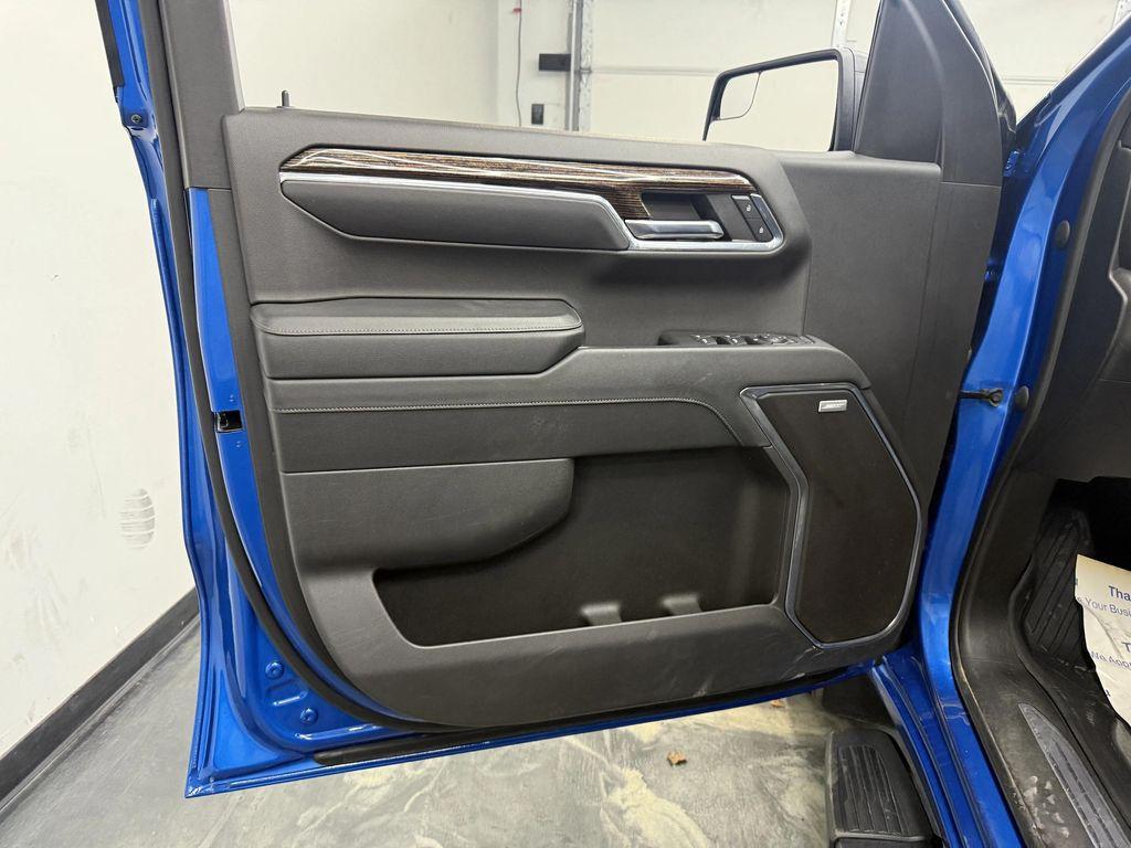 used 2024 GMC Sierra 1500 car, priced at $47,900