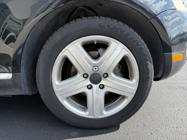 used 2004 Volkswagen Touareg car, priced at $4,500