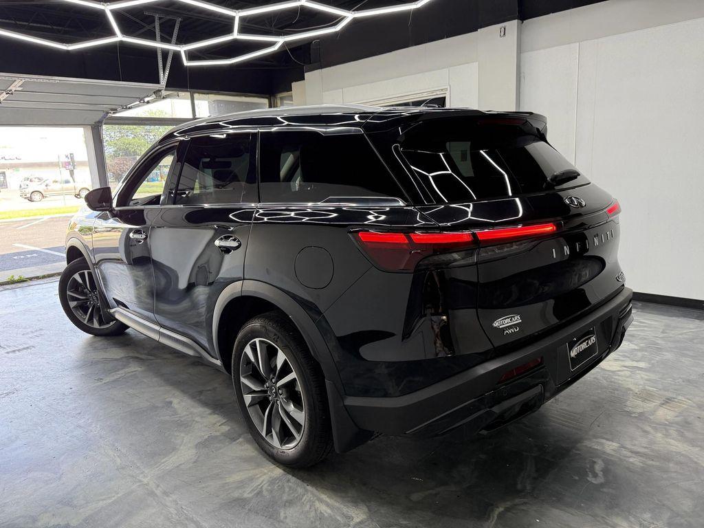 used 2025 INFINITI QX60 car, priced at $43,900