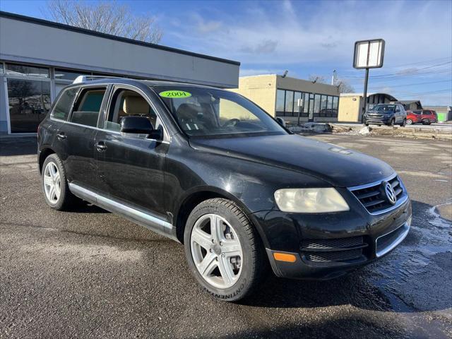 used 2004 Volkswagen Touareg car, priced at $5,900