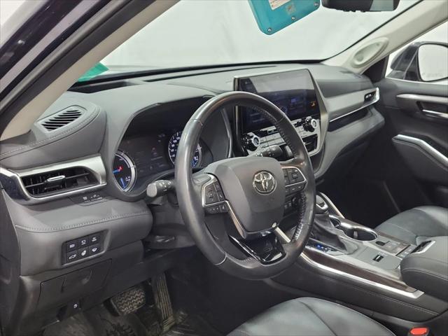 used 2021 Toyota Highlander Hybrid car, priced at $41,900