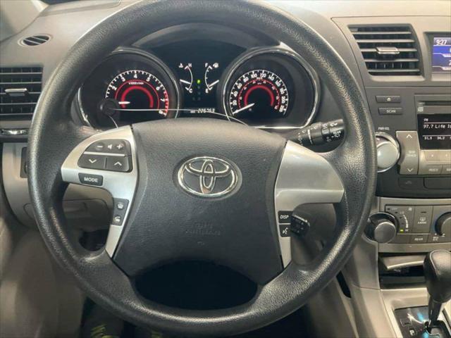 used 2012 Toyota Highlander car, priced at $12,900