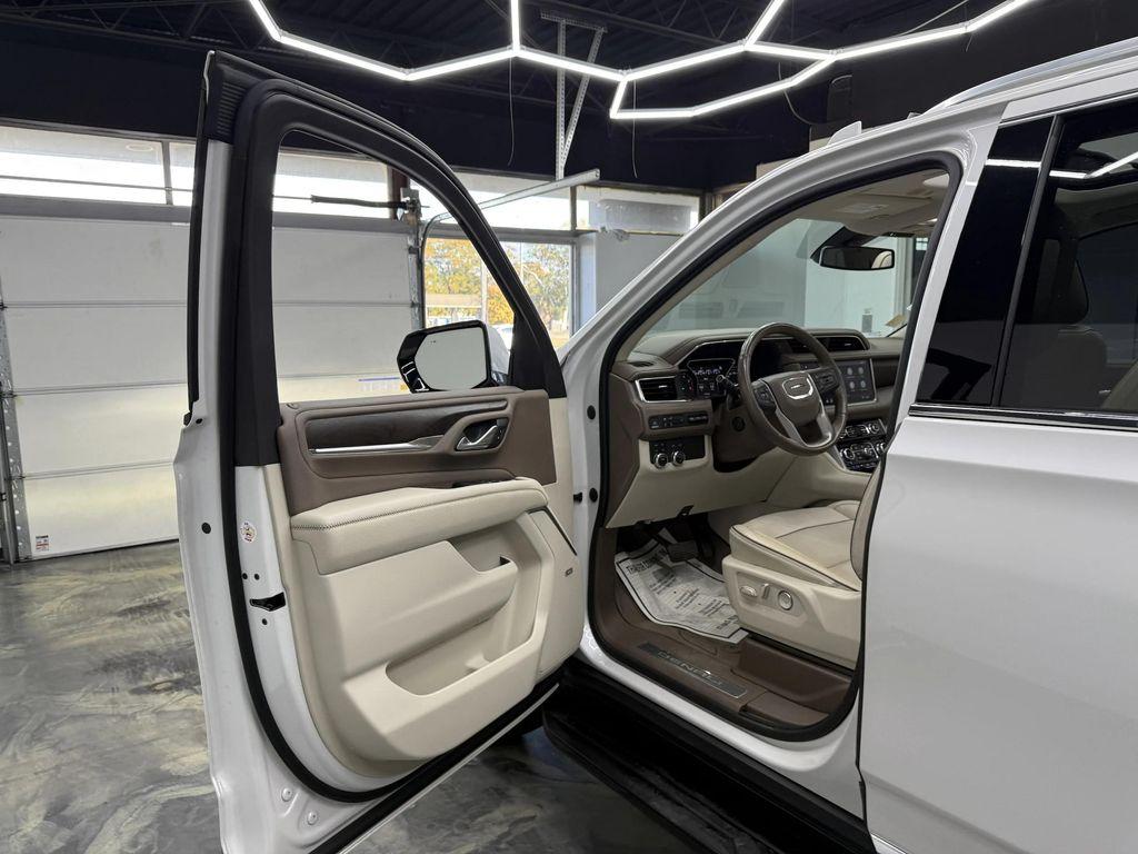 used 2021 GMC Yukon car, priced at $49,950
