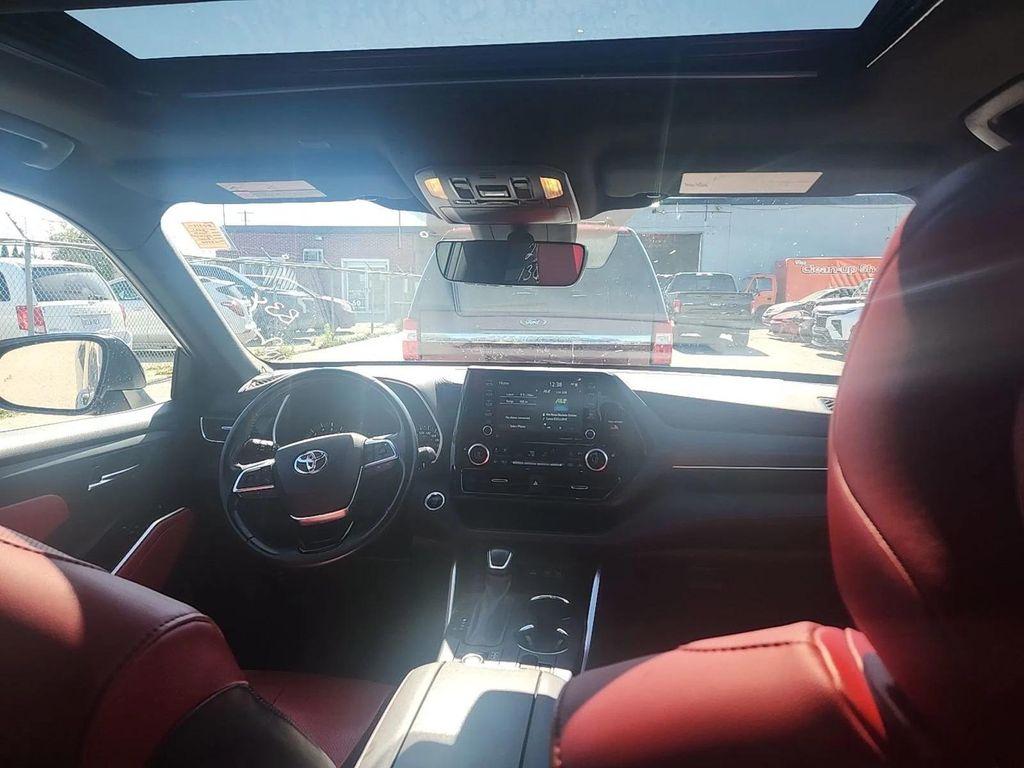 used 2021 Toyota Highlander car, priced at $31,900