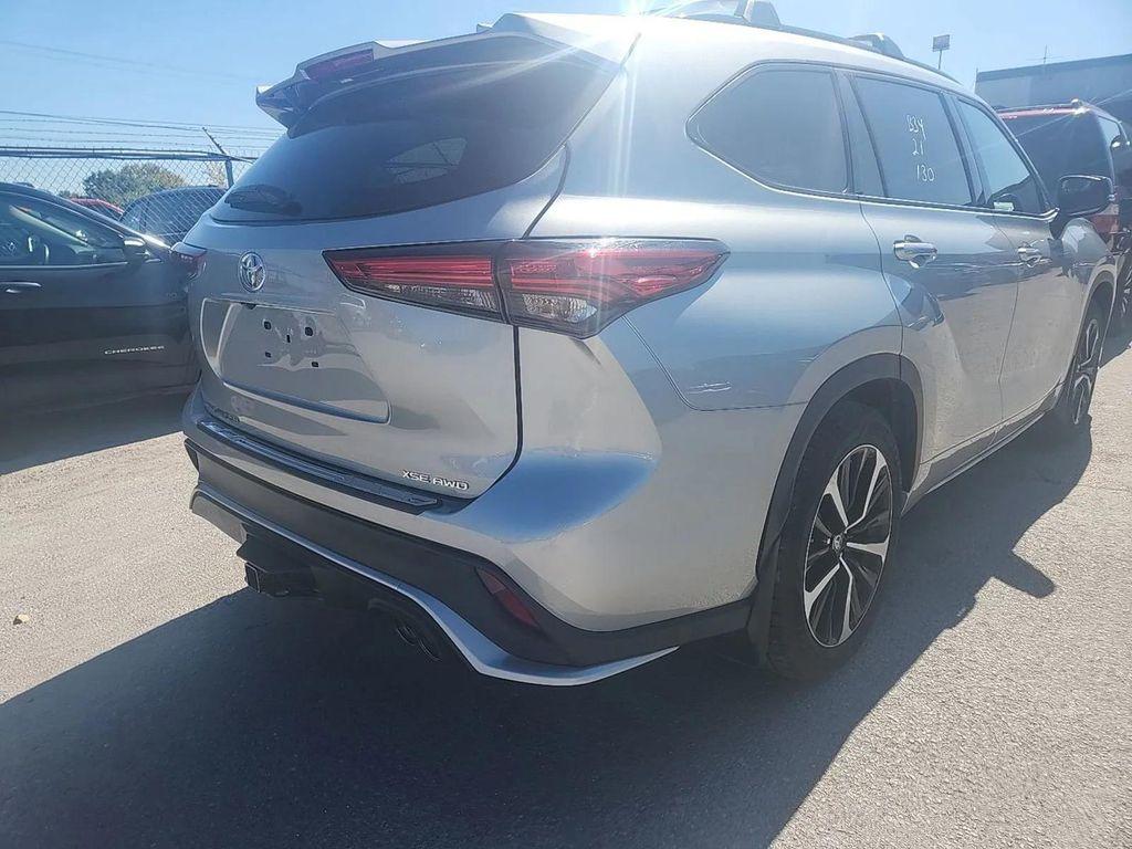 used 2021 Toyota Highlander car, priced at $31,900