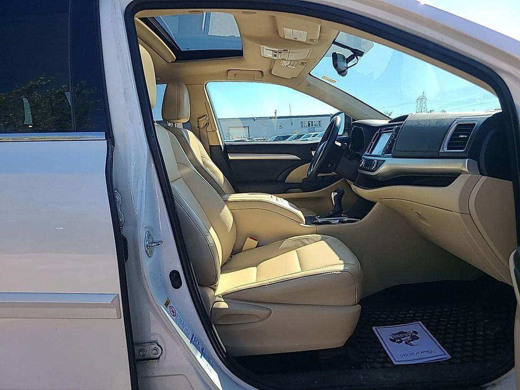 used 2015 Toyota Highlander car, priced at $17,995