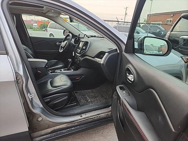 used 2016 Jeep Cherokee car, priced at $8,147