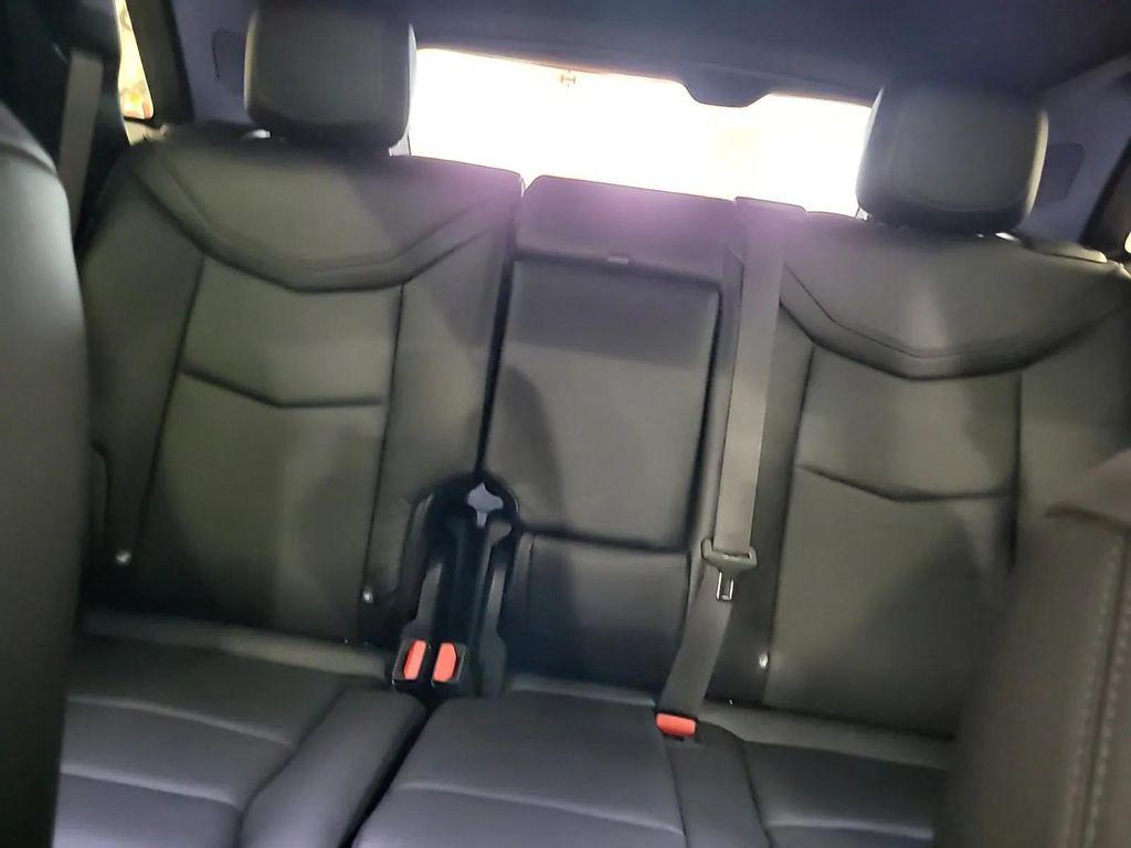 used 2020 Cadillac XT5 car, priced at $18,900