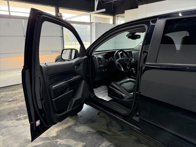 used 2022 GMC Canyon car, priced at $29,995