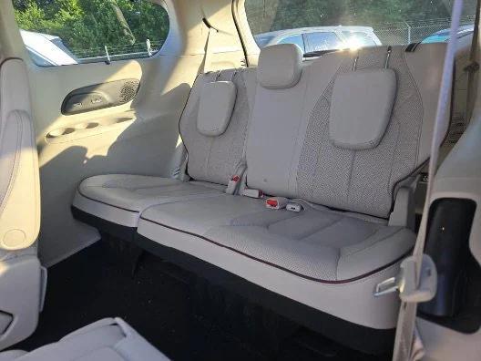 used 2017 Chrysler Pacifica car, priced at $17,900