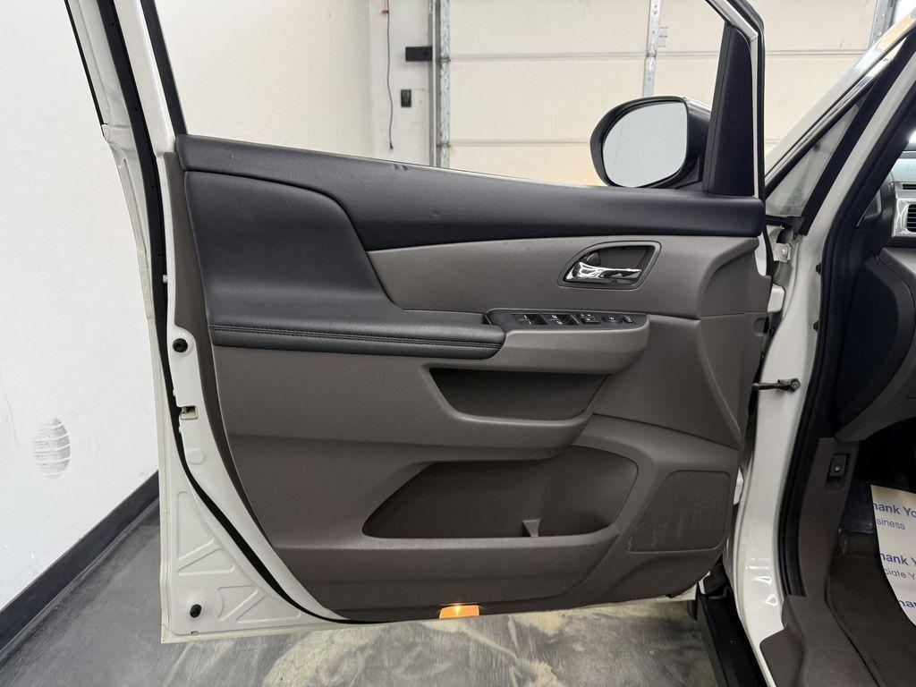 used 2015 Honda Odyssey car, priced at $9,900