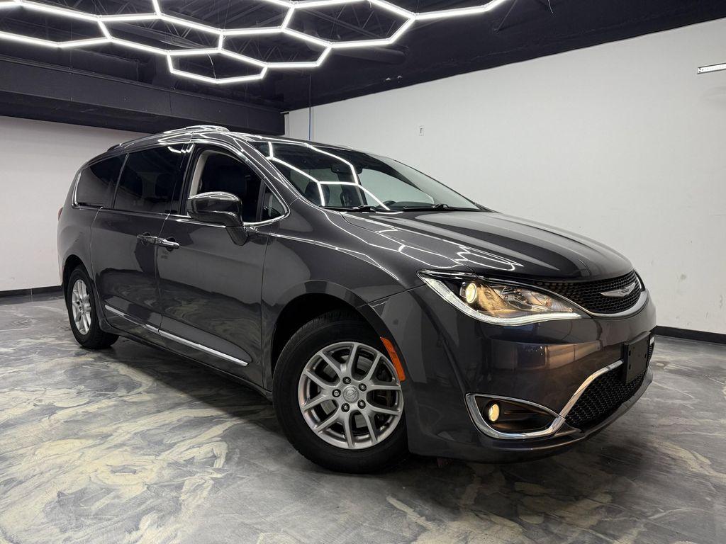 used 2020 Chrysler Pacifica car, priced at $15,900