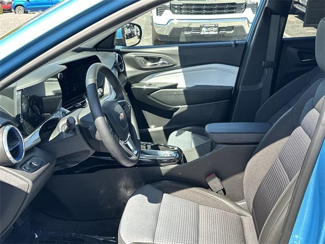 used 2025 Chevrolet Trax car, priced at $24,911