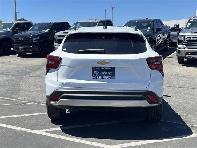 new 2025 Chevrolet Trax car, priced at $23,485