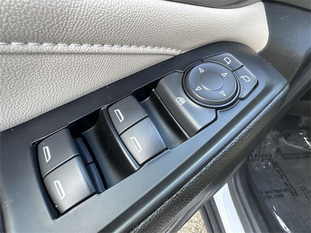used 2023 Chevrolet Traverse car, priced at $30,711