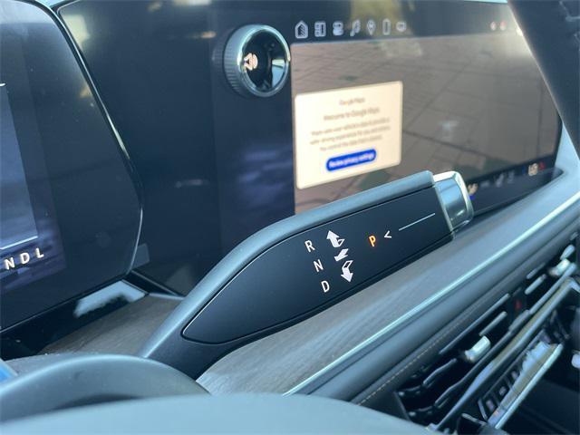 new 2025 Chevrolet Suburban car, priced at $99,725