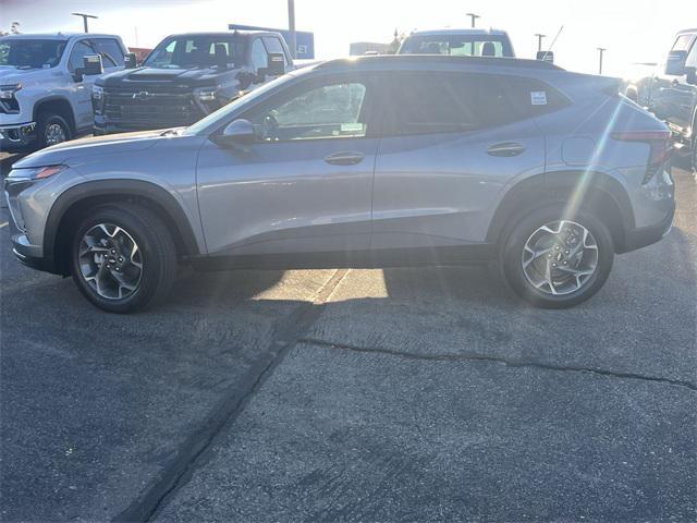 new 2025 Chevrolet Trax car, priced at $24,555