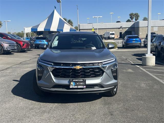 new 2025 Chevrolet Trax car, priced at $24,875