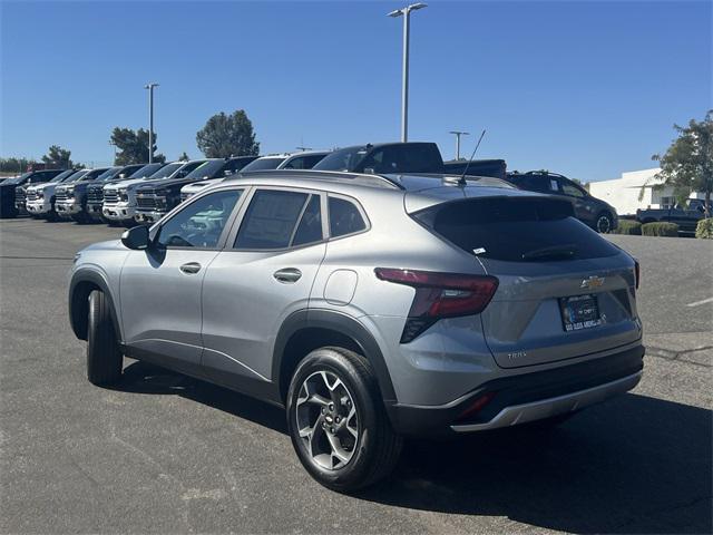 new 2025 Chevrolet Trax car, priced at $24,875