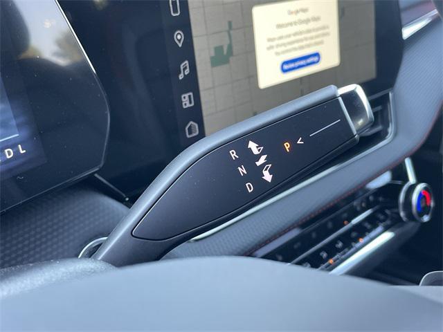 new 2026 Chevrolet Equinox car, priced at $33,336