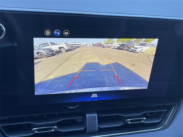 new 2026 Chevrolet Equinox car, priced at $33,336