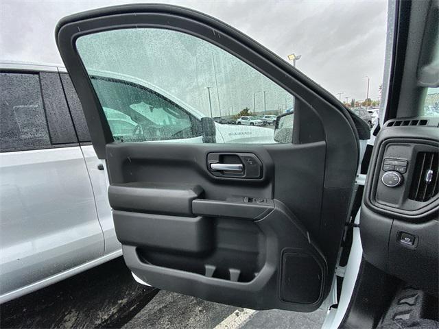 new 2026 Chevrolet Silverado 1500 car, priced at $30,106
