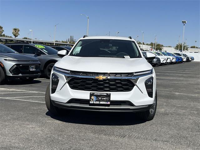 new 2025 Chevrolet Trax car, priced at $24,255