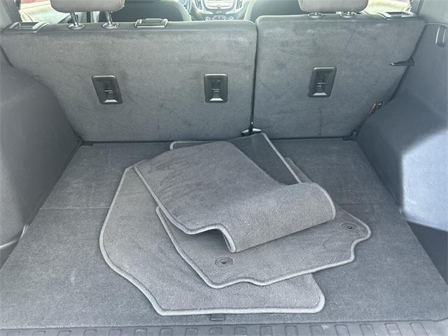 used 2024 Chevrolet Equinox car, priced at $21,911