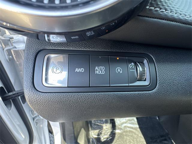used 2025 Chevrolet Equinox car, priced at $32,411