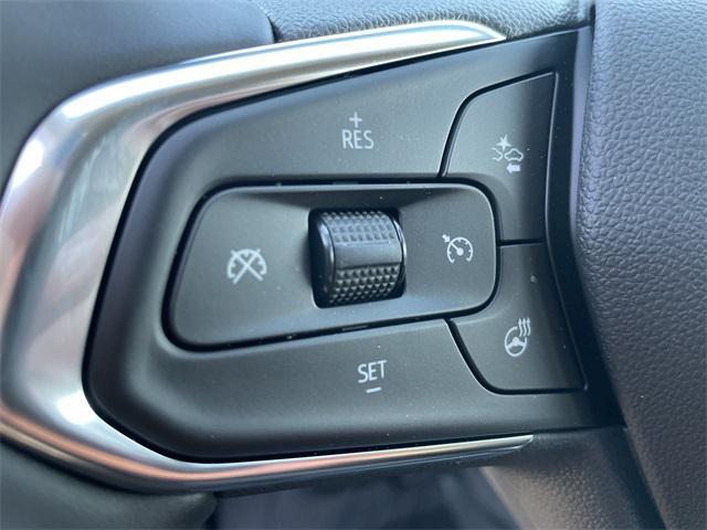 new 2025 Chevrolet Trax car, priced at $24,356