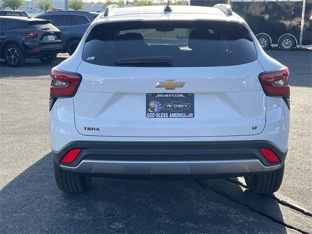 new 2025 Chevrolet Trax car, priced at $24,356