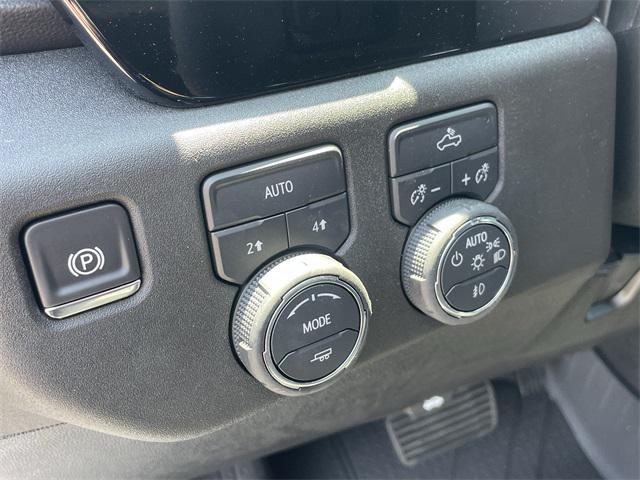 new 2025 Chevrolet Silverado 1500 car, priced at $61,021