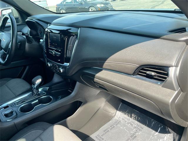 used 2023 Chevrolet Traverse car, priced at $28,811